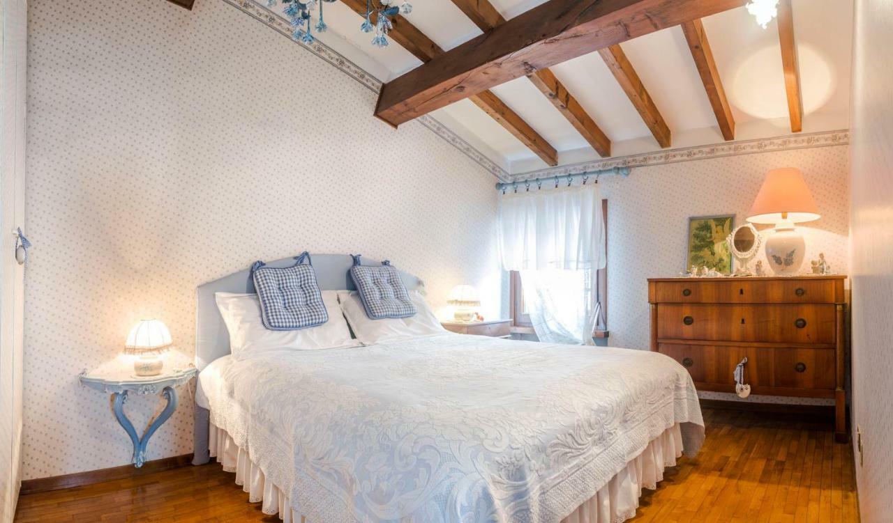 Piccola Casa Antica Apartment แฟร์รารา ภายนอก รูปภาพ