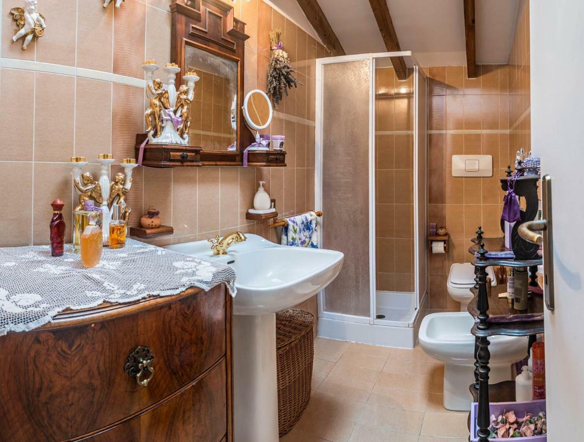 Piccola Casa Antica Apartment แฟร์รารา ภายนอก รูปภาพ